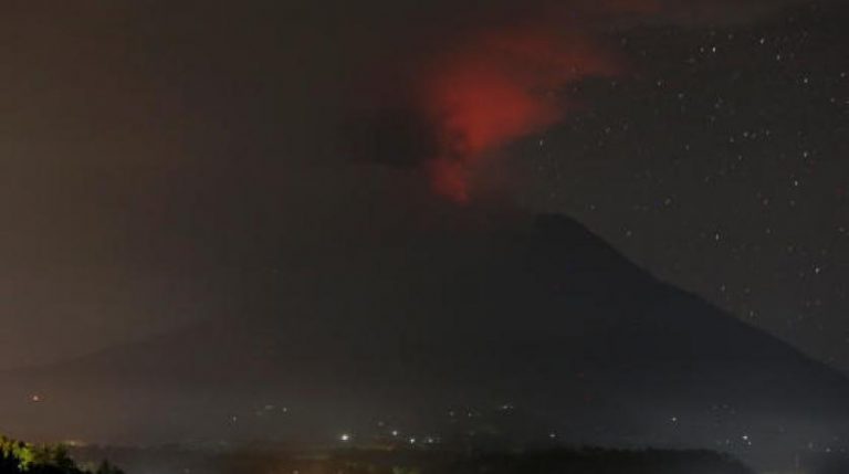 Mount Agung volcano . reuters