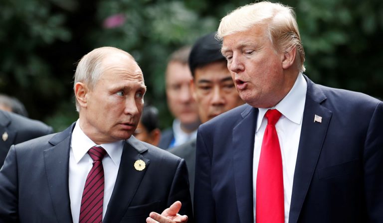 9862018_trump-poutine