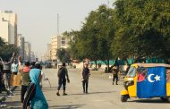 الصدر يصدر عدة توجيهات: إرجاع الثورة لسلميتها وفتح المدارس والطرق ومعاقبة معرقلي الدوام