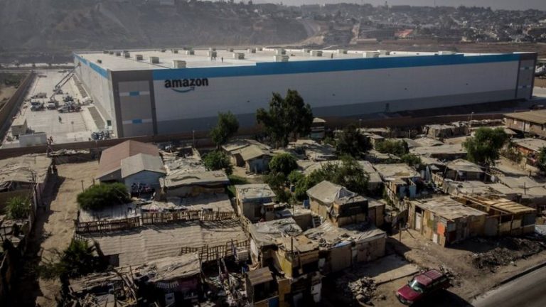 _120443021_amazntijuana-2-002